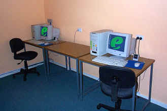 Internet.jpg: cybercafe, internet cafe, Quorn, south australia, internet access, buckaringa market, computers, backpackers, travel